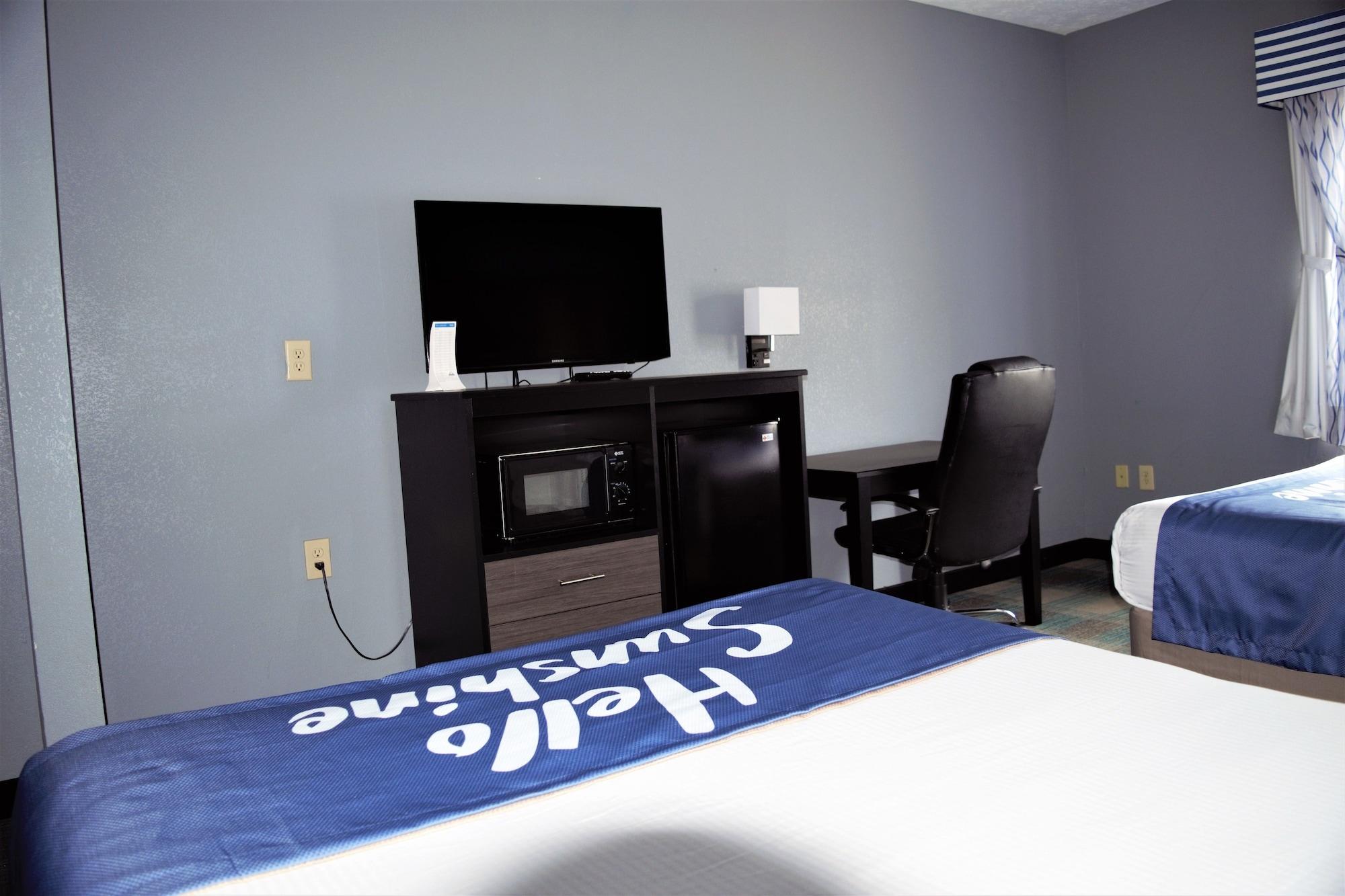 Days Inn By Wyndham מונטגומרי מראה חיצוני תמונה