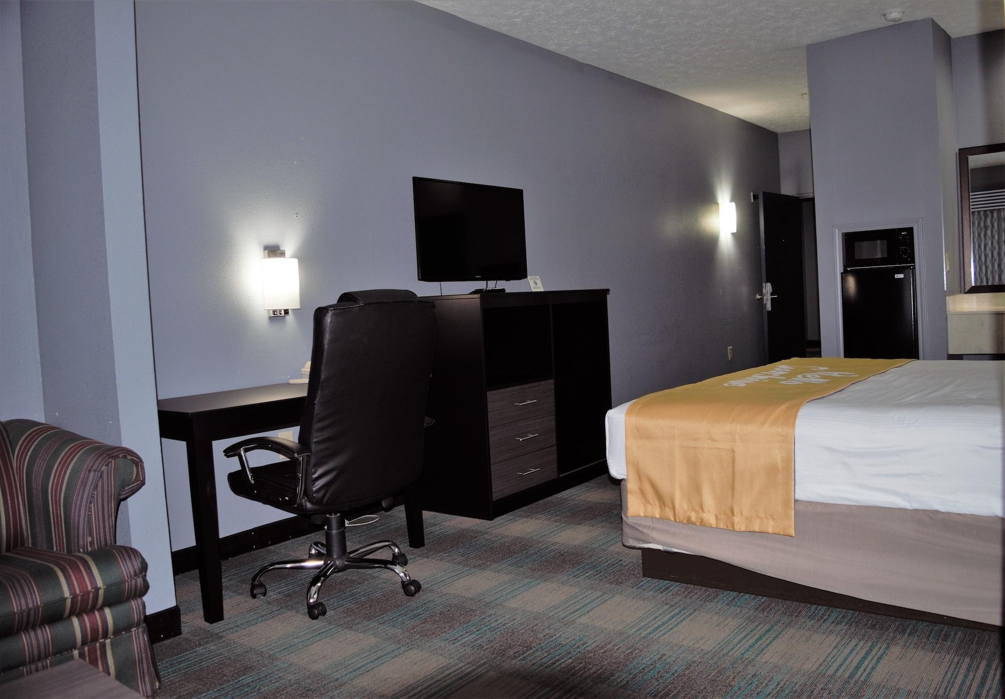 Days Inn By Wyndham מונטגומרי מראה חיצוני תמונה